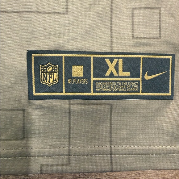 Justin Herbert LA Chargers Mens XL Salute to Service Nike Jersey Green/Military - Picture 2 of 5